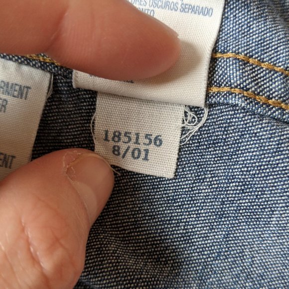 Vintage Tommy Hilfiger Women's Denim Button Shirt - Picture 10 of 10